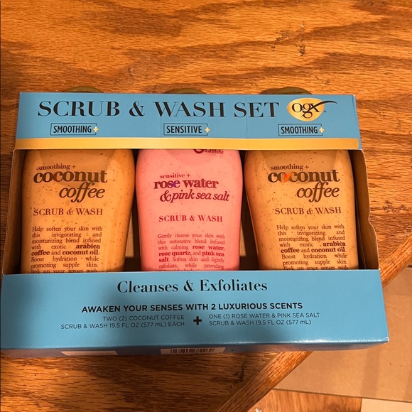 Coconut Coffee and Rose Water Scrub & Wash Set - Picture 9 of 9